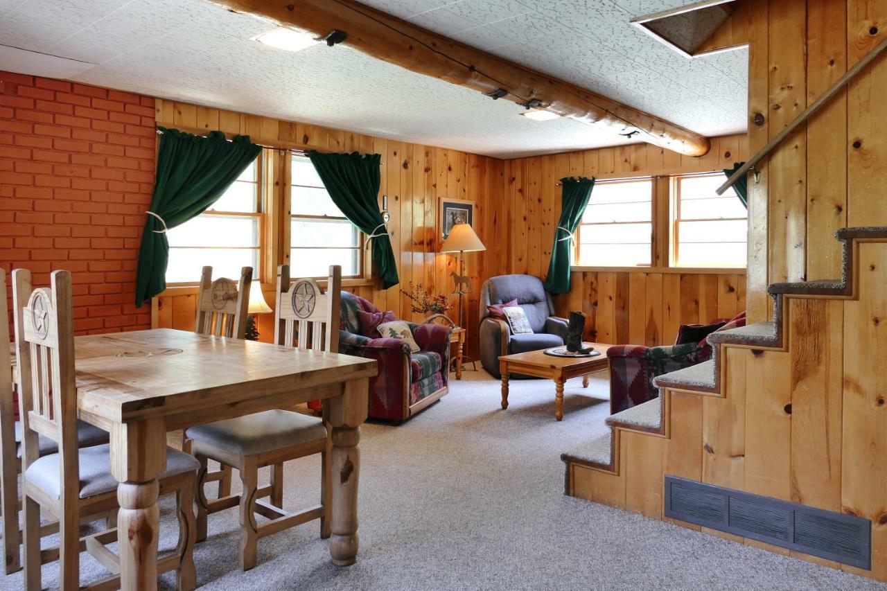 Bill Cody Ranch Hotel Kültér fotó